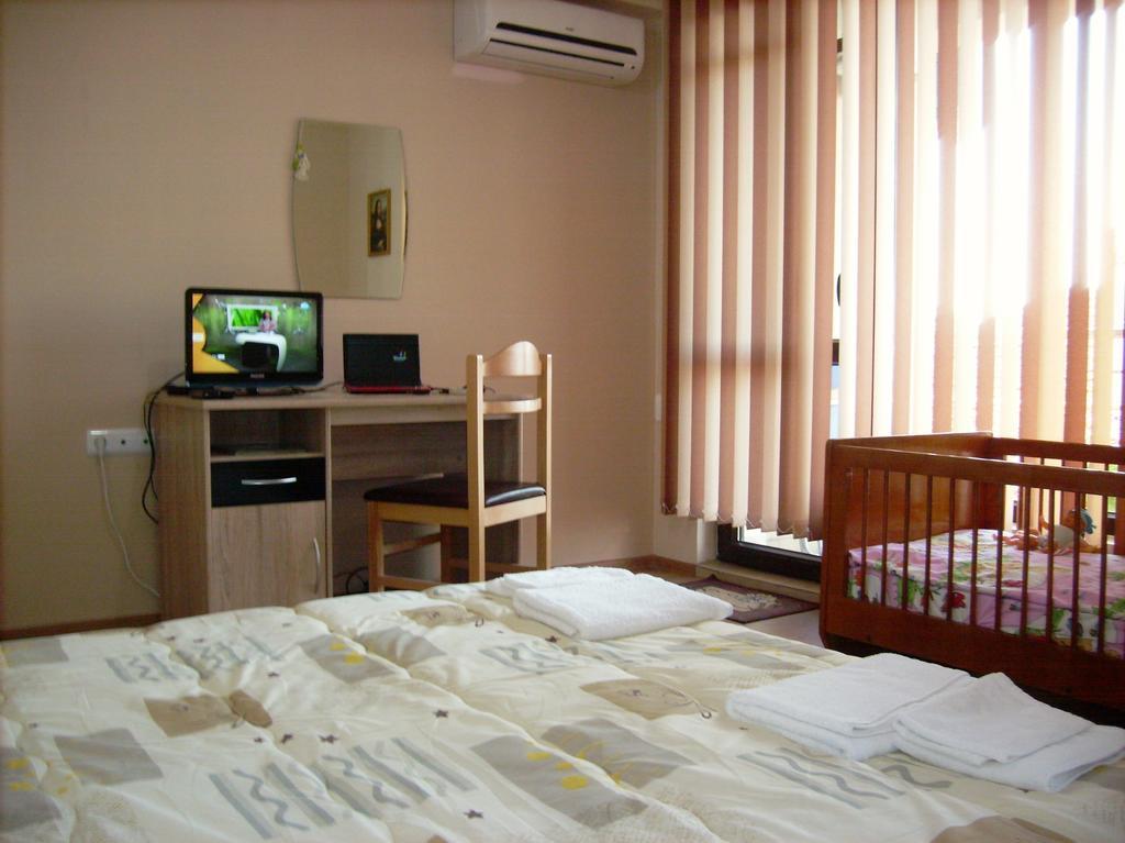 Ddenko Apartment Μπουργκάς Δωμάτιο φωτογραφία